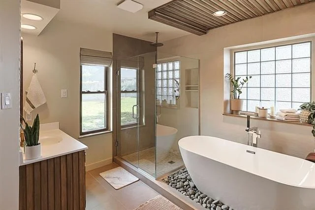 Photo of 23 Fairway Oaks Boulevard