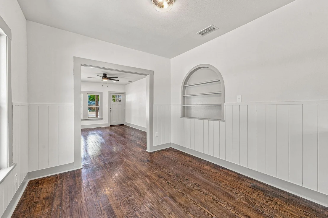 Photo of 910 3rd Street