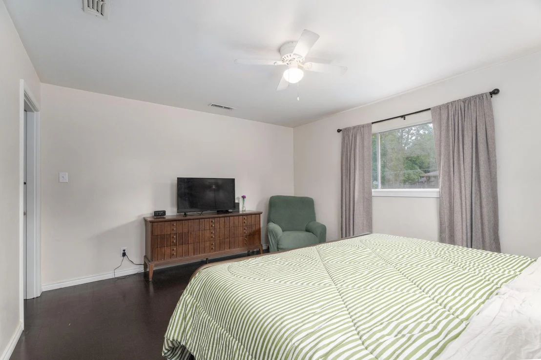 Photo of 137 Gardner Drive