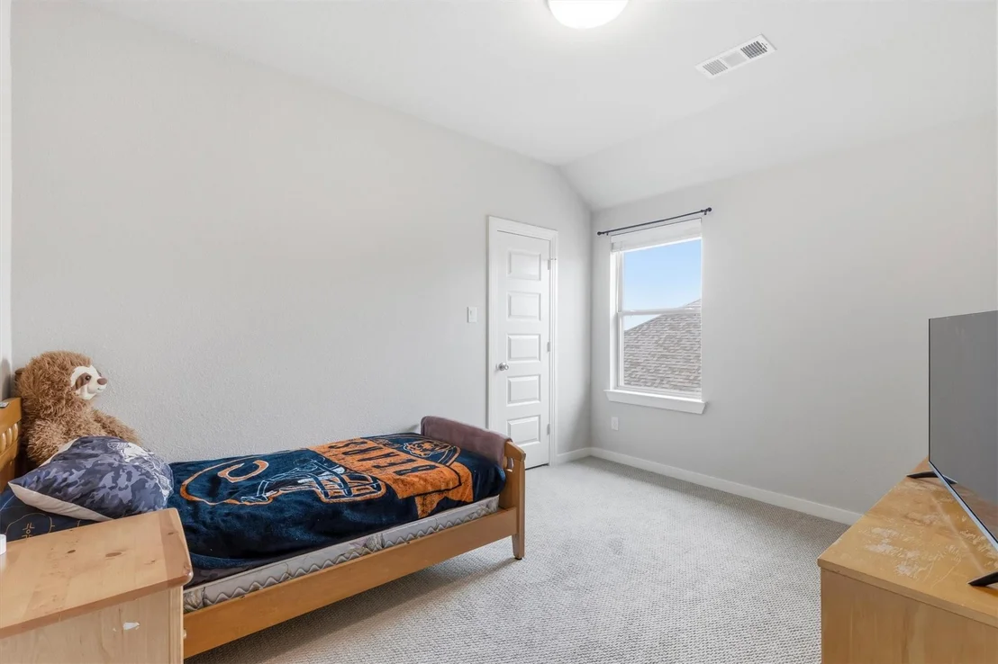 Photo of 1108 Claiborne Drive