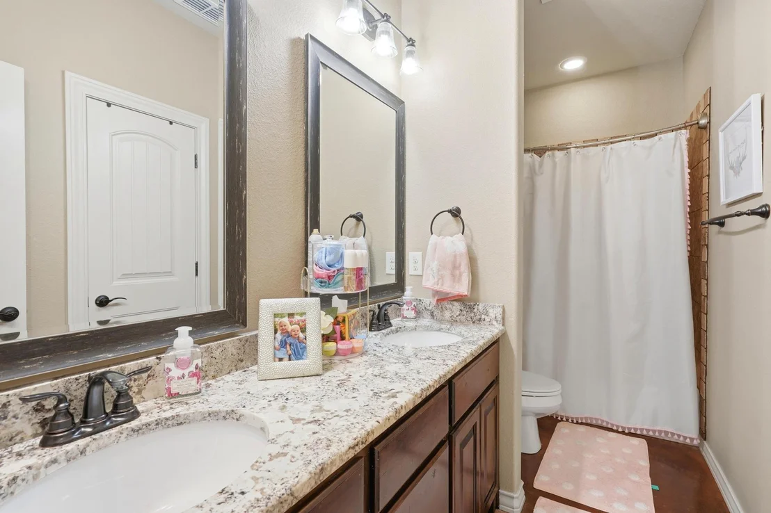 Photo of 2542 John C Stevens Street