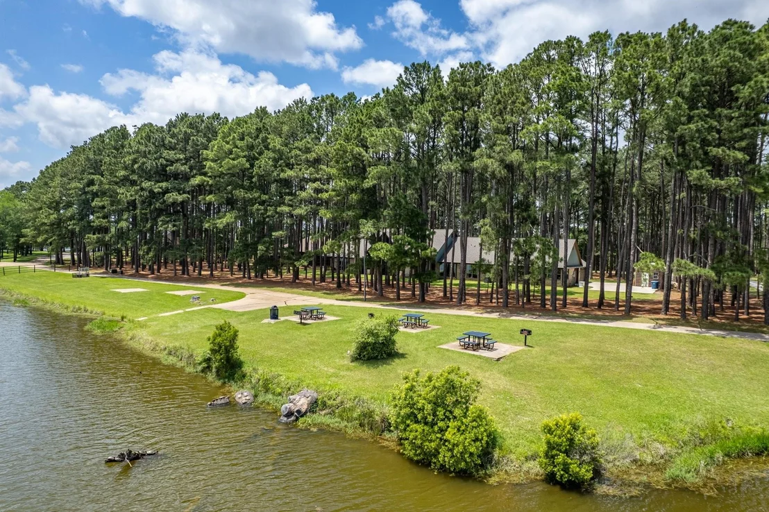 Photo of 8595 Toler Pointe
