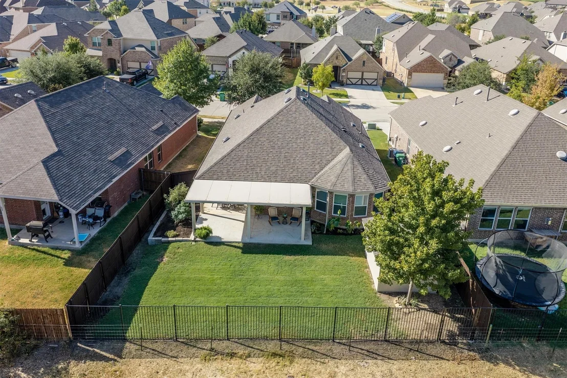 Photo of 6424 Roaring Creek