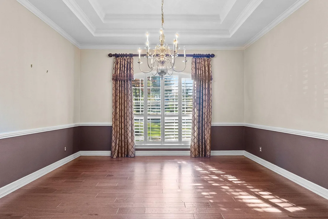 Photo of 1807 Royal Oak Drive