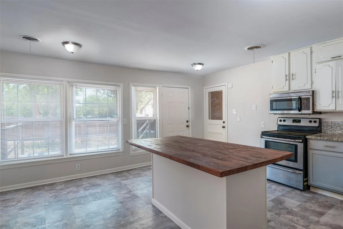 Photo of 1119 Dula Circle