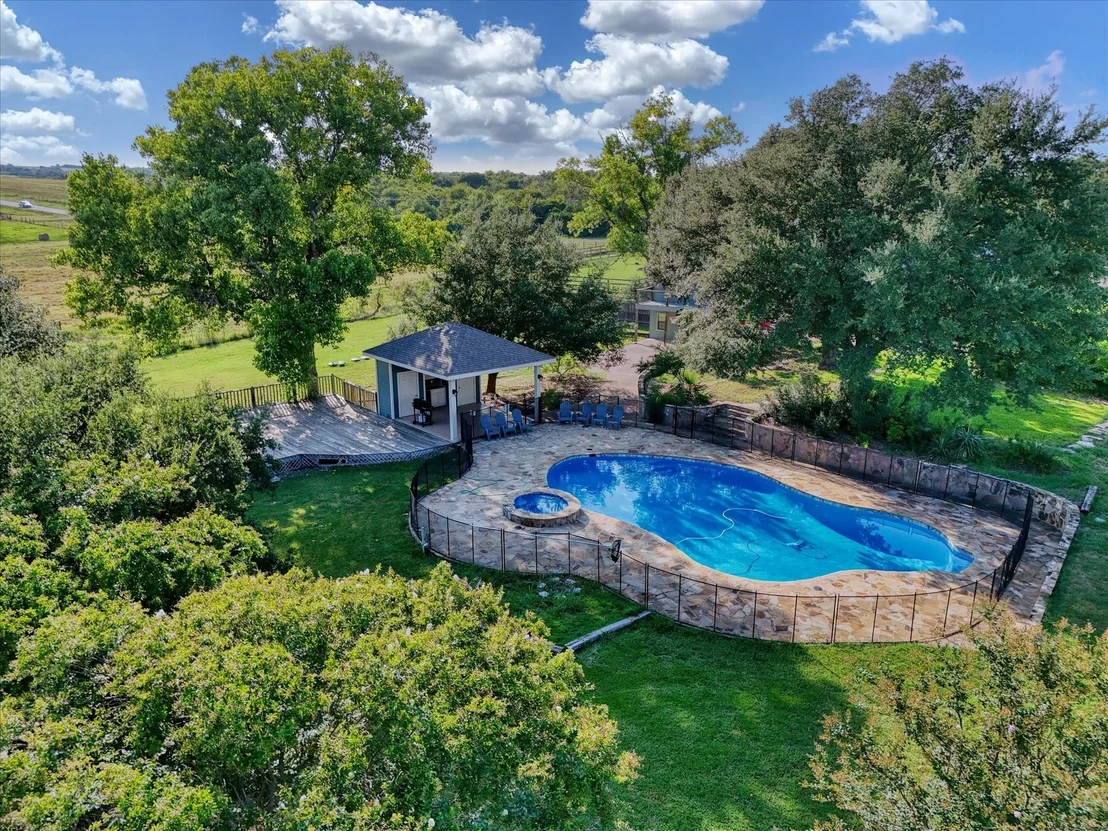 Photo of 2275 W Moonlight Drive