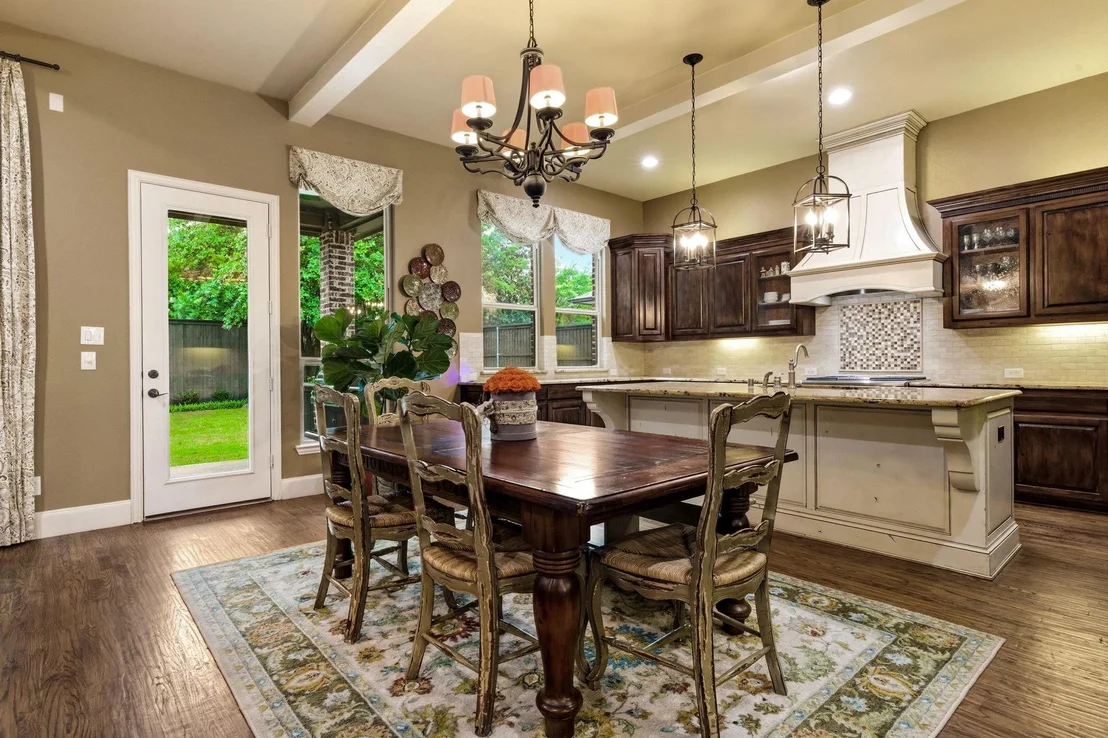 Photo of 3989 Benchmark Lane