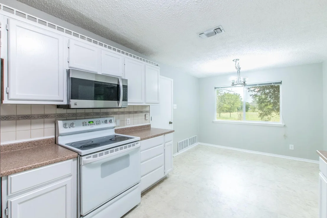 Photo of 2911 Persimmon Drive