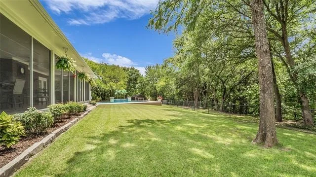Photo of 2506 Oakbrook Circle