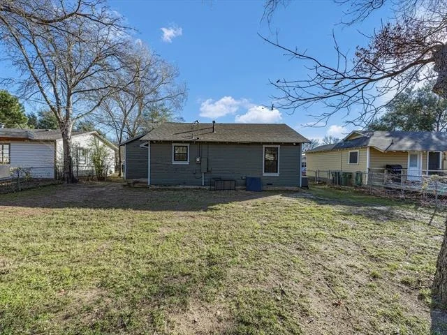 Photo of 1400 Bennett Drive