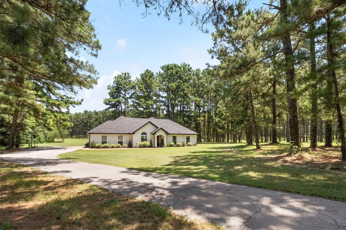 Photo of 1109 Robbins Road