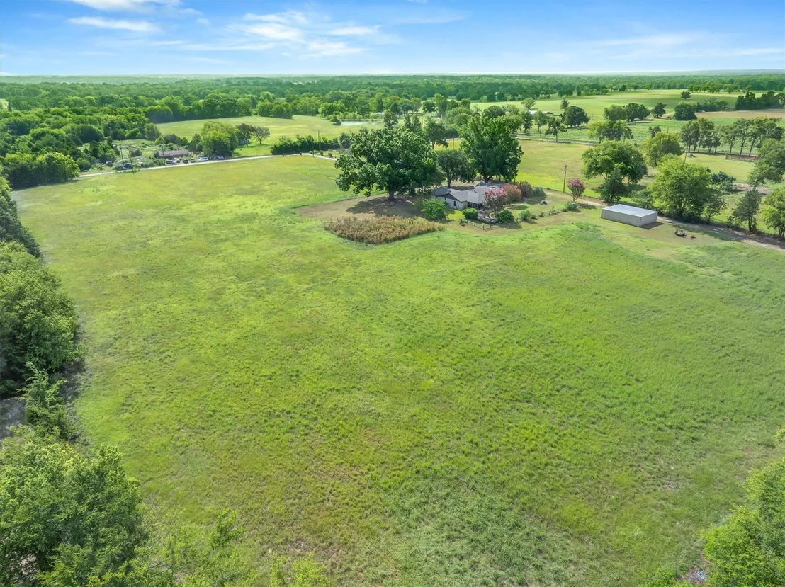 Photo of 600 VZ County Road 4930