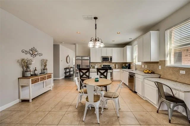 Photo of 2925 Clear Creek Drive