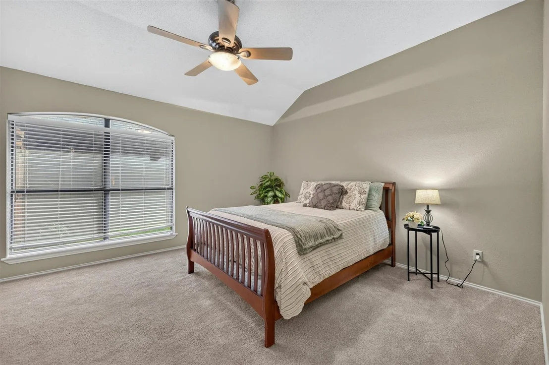 Photo of 2103 Meadowview Drive