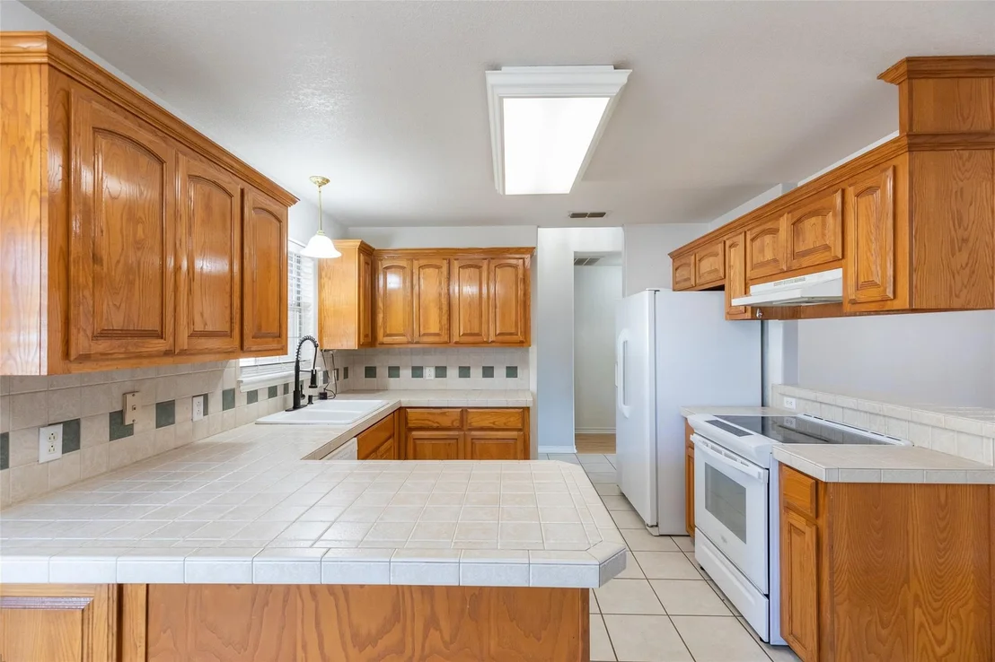 Photo of 717 Groves Road