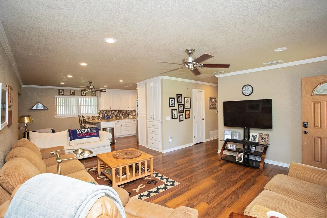 Photo of 1405 Thompson Drive