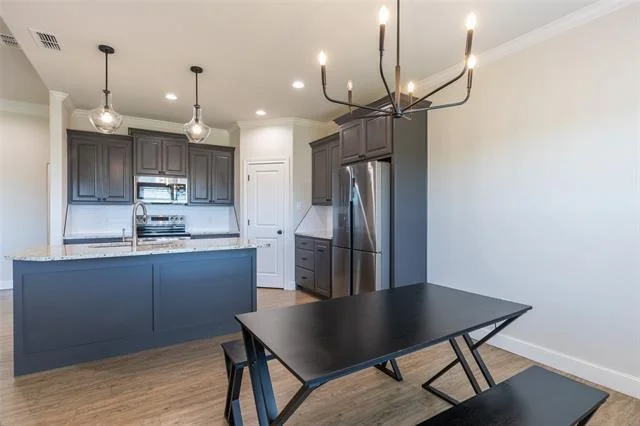 Photo of 7556 Lake Ridge Parkway
