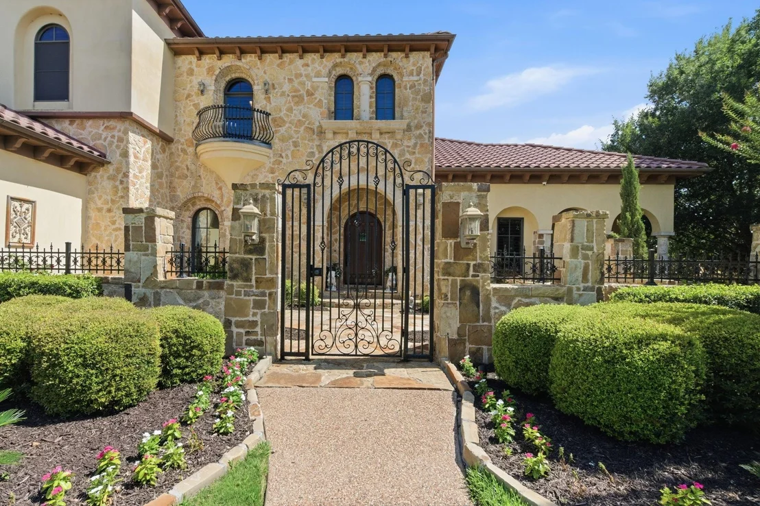 Photo of 1100 Tuscany Terrace