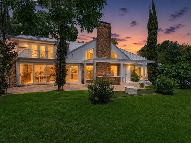 Photo of 6160 Spring Valley Road
