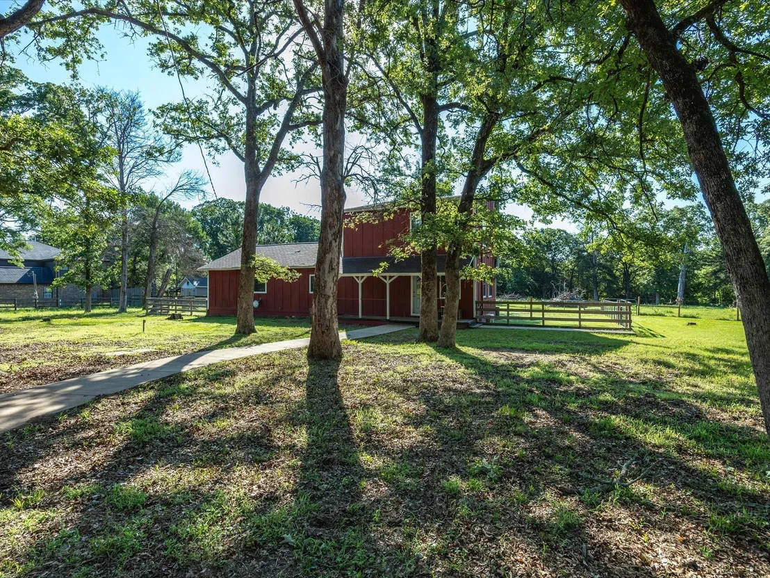 Photo of 1605 Frann Drive