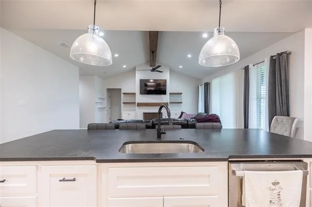 Photo of 7737 White Rock Road