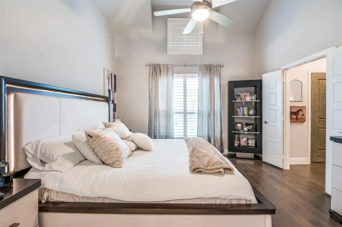 Photo of 1130 Foxglove Lane