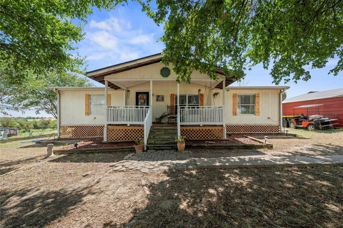 Photo of 140 Private Road 801
