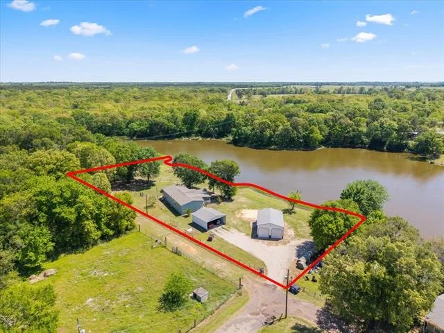 Photo of 140 Private Road 5679