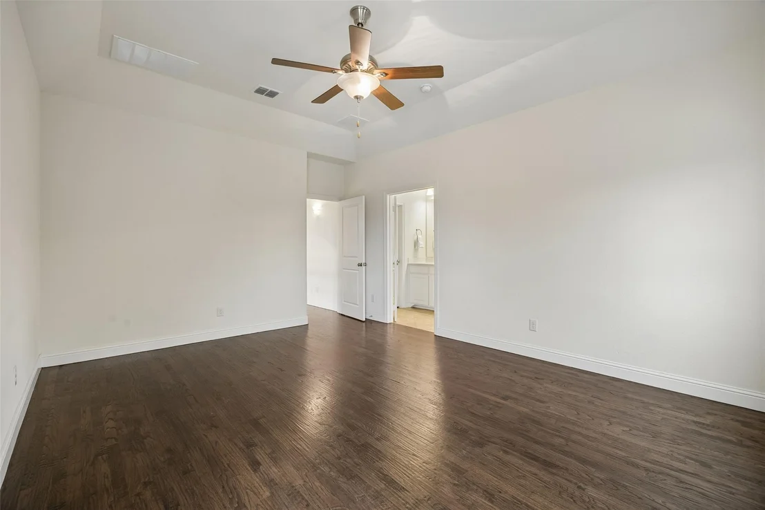 Photo of 779 Cameron Court