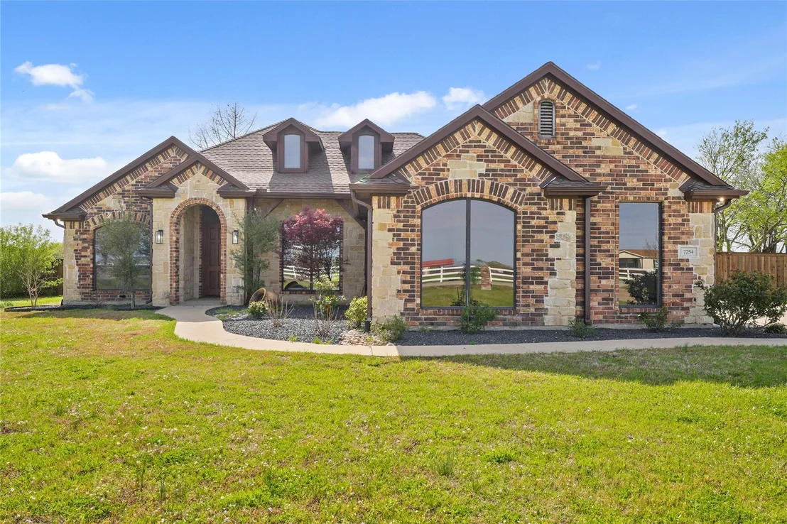 Photo of 7754 County Road 275