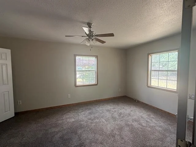 Photo of 601 Edwards