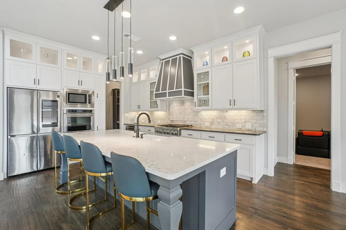 Photo of 4101 Parkview Boulevard