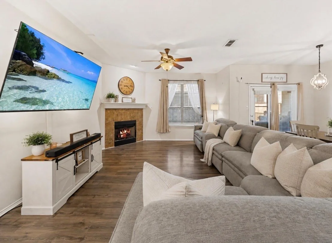 Photo of 3801 Surf Street