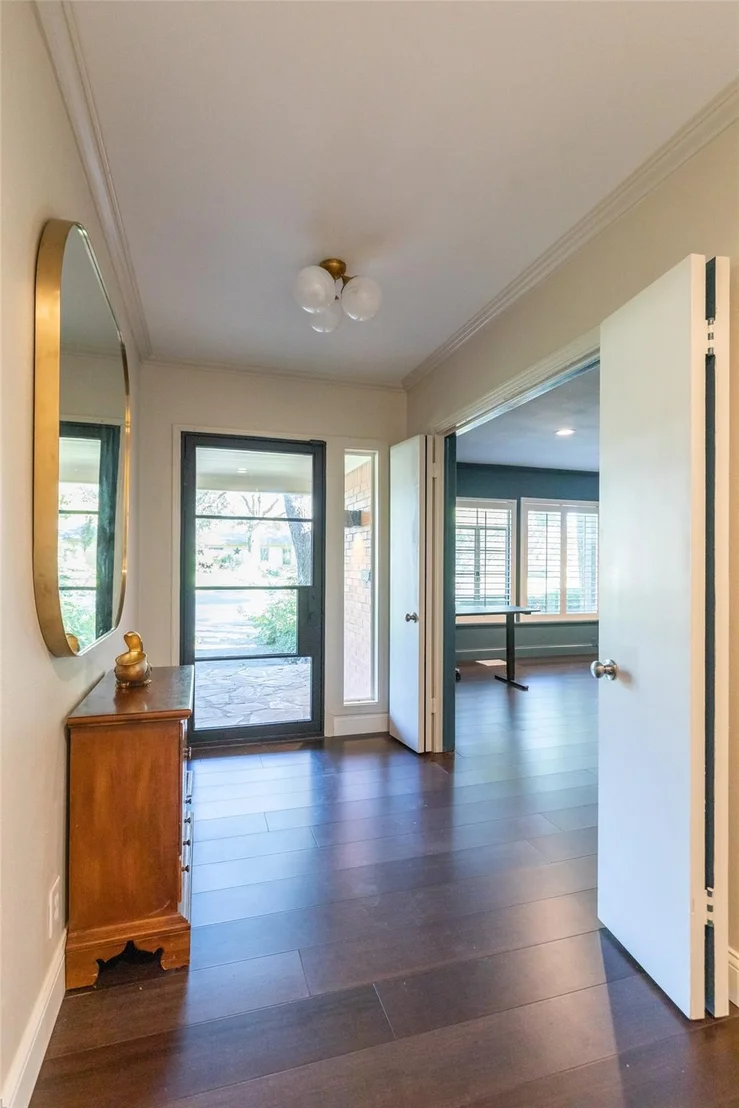 Photo of 3765 Woodridge Drive