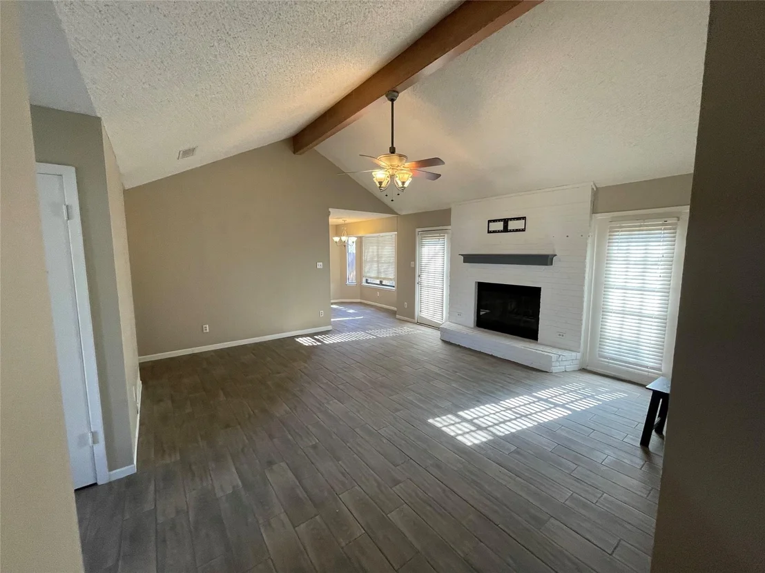 Photo of 1525 Seamans Way