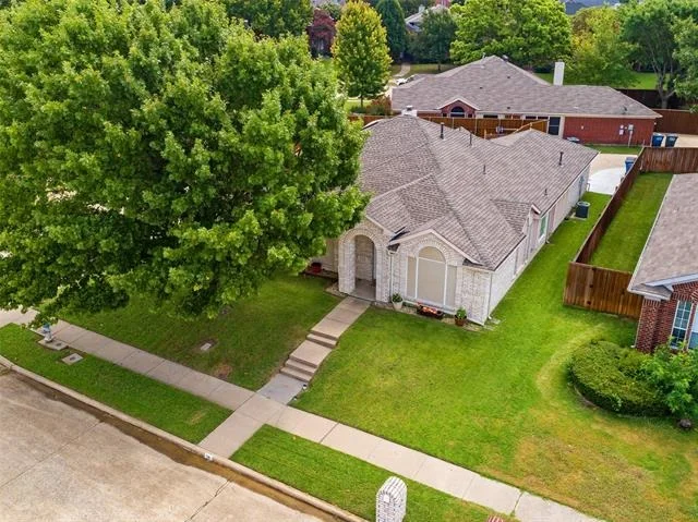Photo of 741 Whitman Drive