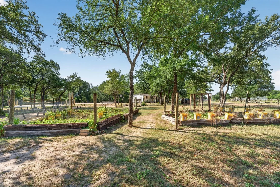 Photo of 2274 County Road 203 Loop
