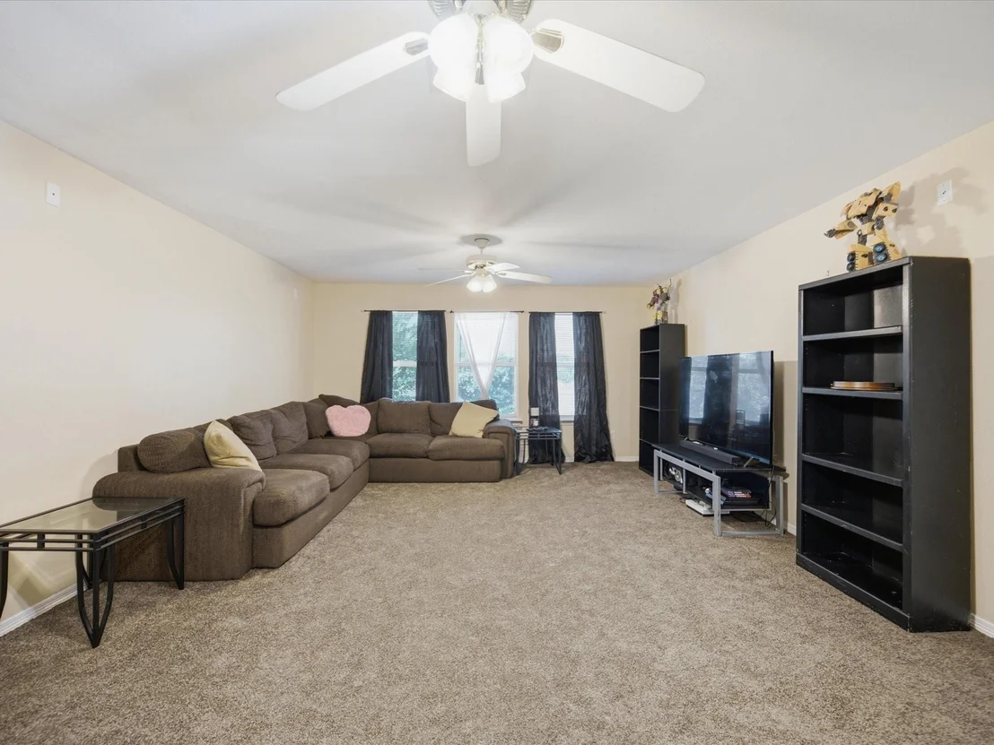 Photo of 5004 Vaquero Drive