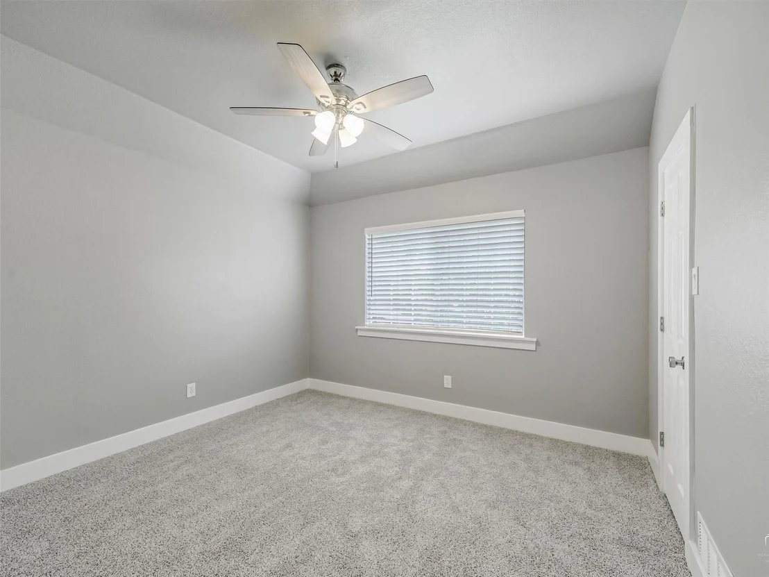 Photo of 600 Pheasant Knoll
