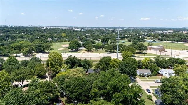 Photo of 1116 Edgefield Drive