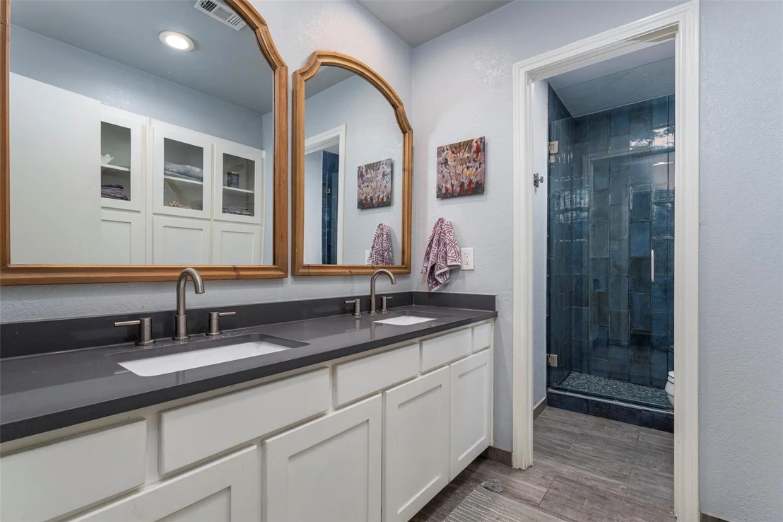 Photo of 1509 Riverview Drive