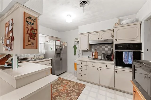 Photo of 2806 Maple Drive