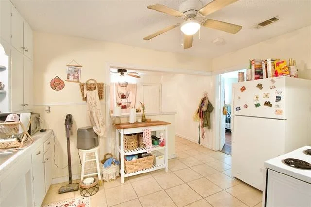 Photo of 2224 Live Oak Avenue