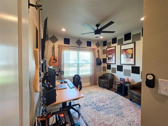 Photo of 5509 Fallbrook Drive