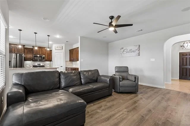 Photo of 1412 Meadowlakes Drive