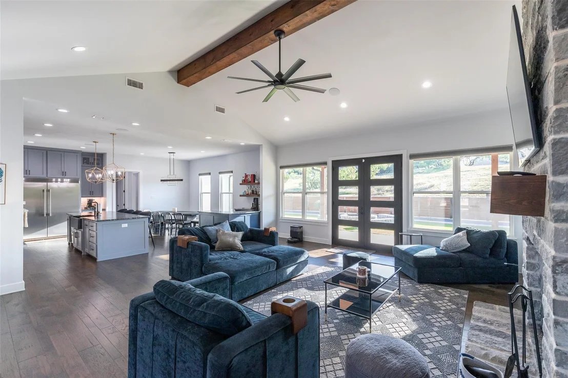 Photo of 8250 Drovers Lane
