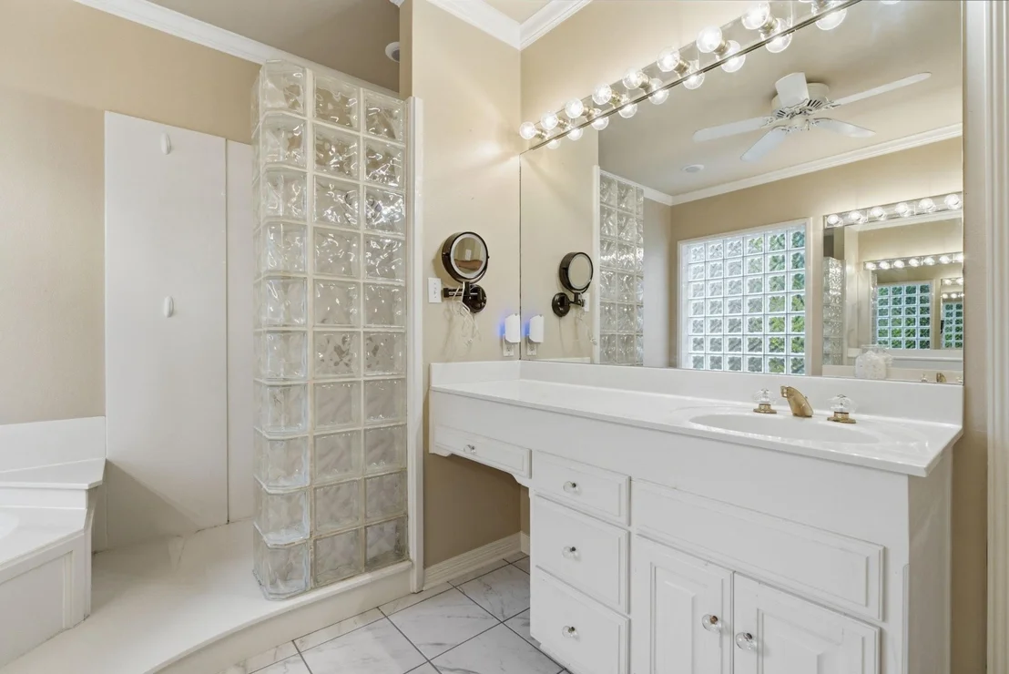 Photo of 4117 Hollow Oak Circle