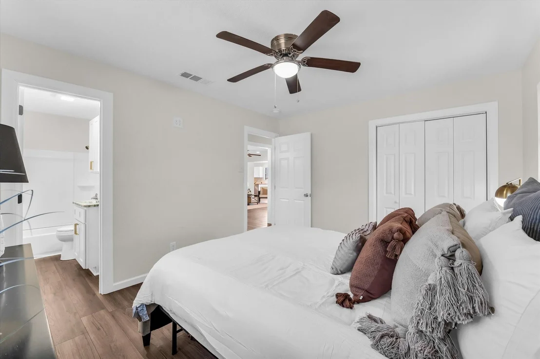 Photo of 1025 N 59th Street