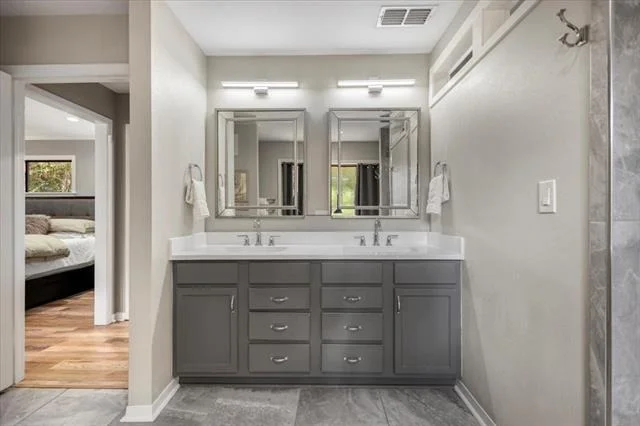 Photo of 441 Hideaway Lane Central