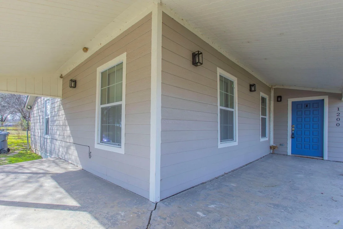 Photo of 1200 N 4th Street